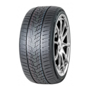 Tracmax S330 215/45R18 93V XL